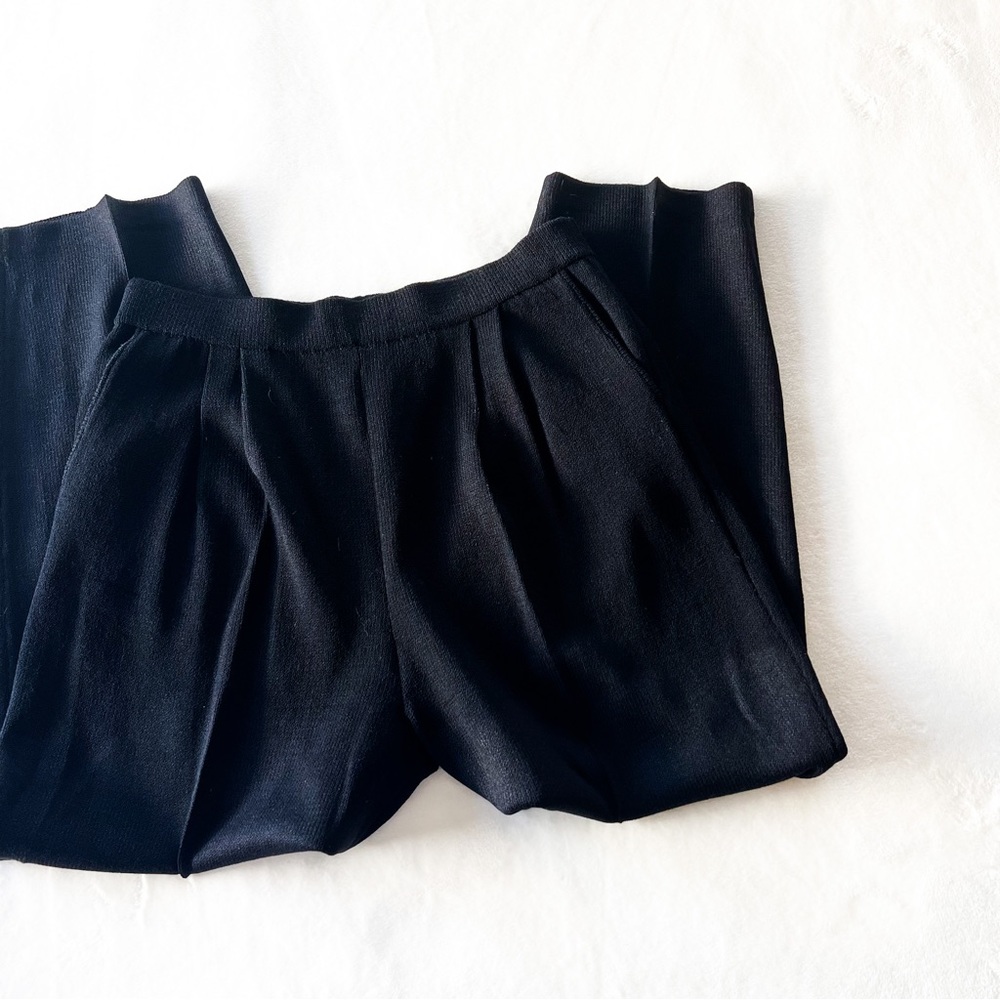 Vintage St. John Basic Santana Knit Crop Pants